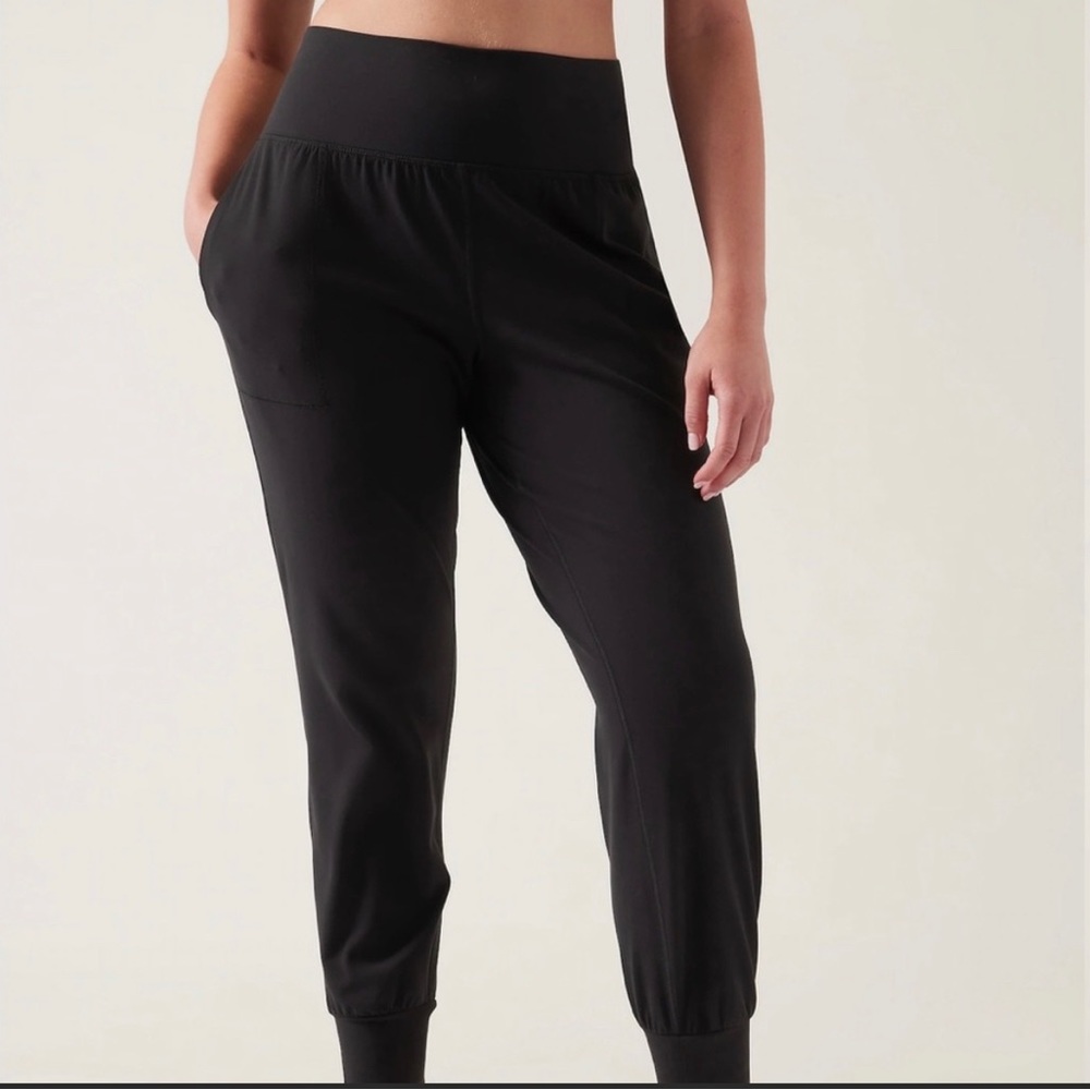 Athleta Joggers, NWT